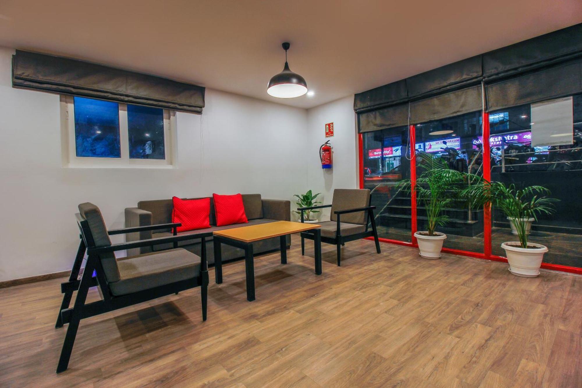Townhouse White Ridge Shivam Road Hotel Lalaguda